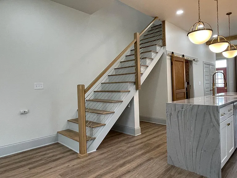 833 Birch Ave — Photo 16