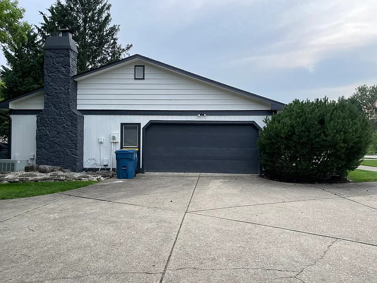 4719 Brookshire Pkwy — Photo 10