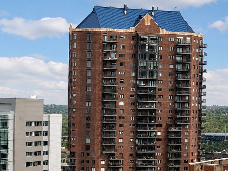 1st image of 300 Walnut St #408