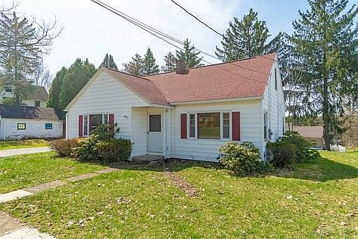 2nd image of 66 Chautauqua Ave