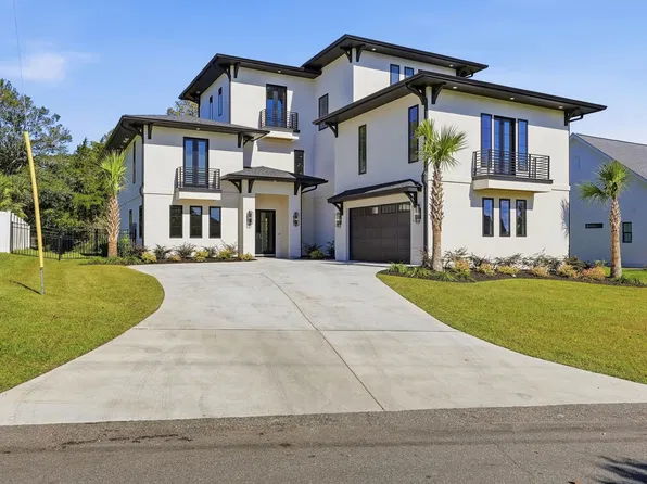 918 Strand Ave., North Myrtle Beach, SC 29582