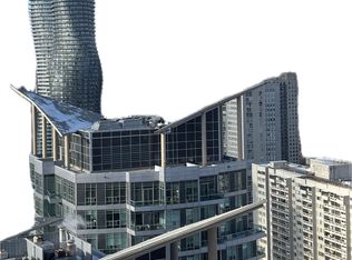 30 Elm Dr W #3302, Mississauga, ON L5B 0N6