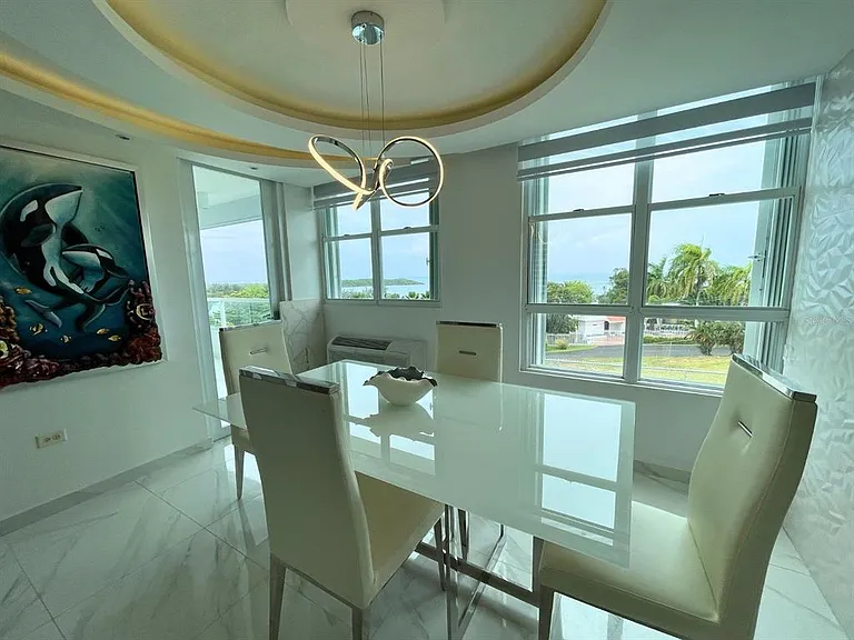 DN-301 Ocean Club At Seven Seas — Photo 12
