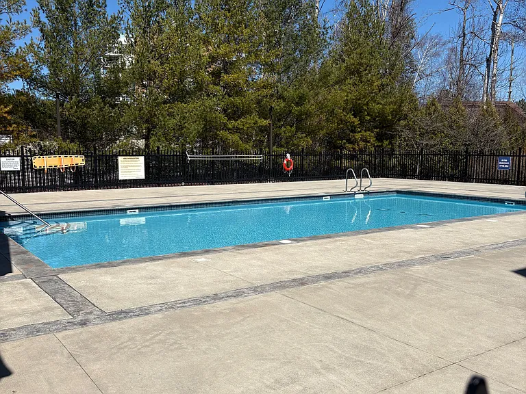 2 Brandy Lane Dr #301 — Photo 15