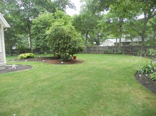 24 Lady Slipper Dr, Plymouth, MA 02360