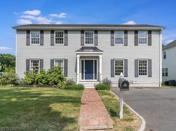 28 Maple St, Bernardsville Boro, NJ 07924