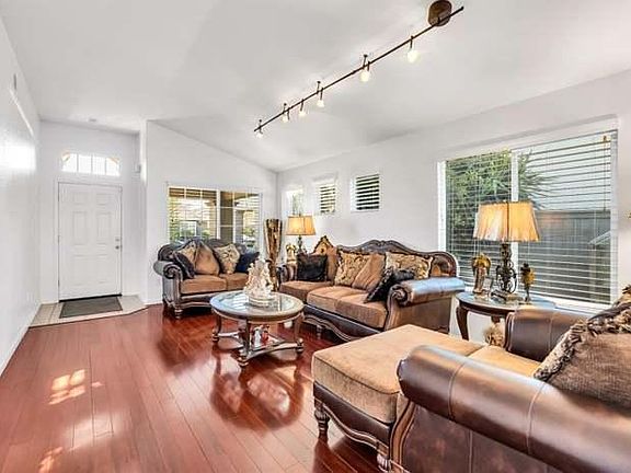 4th image of 5474 Buckwood Way