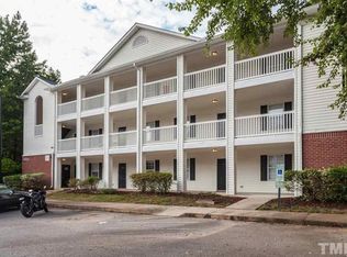 1950 Trailwood Heights Ln UNIT 104, Raleigh, NC 27603