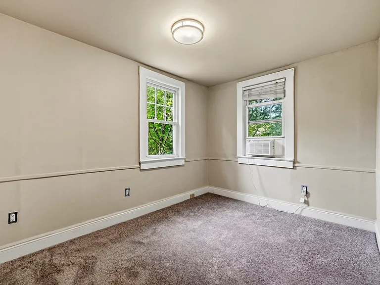 9 Belden Pl — Photo 11