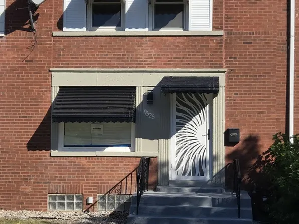 9525 S Euclid Ave, Chicago, IL 60617