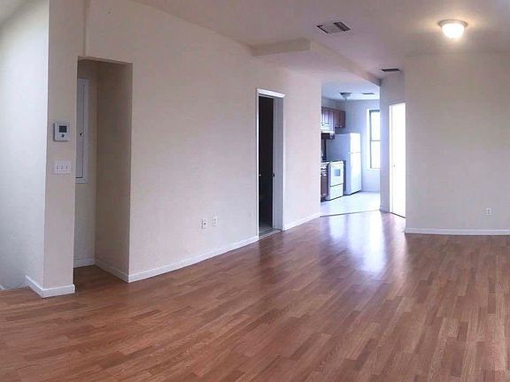 2nd image of 3110 Broadway APT 310