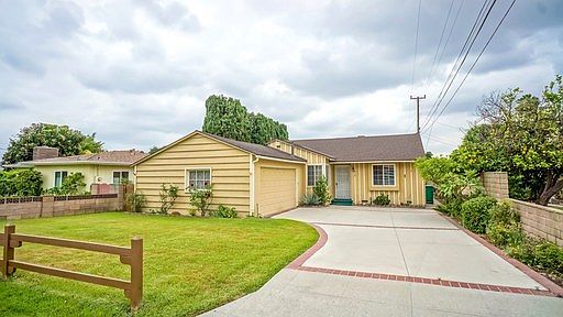 1st image of 818 W Camino Real Ave