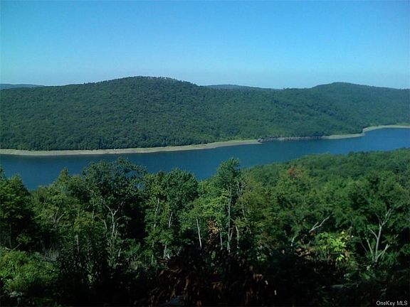 2nd image of Crystal Lake Road
