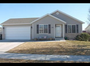 192 W Apple Ave, Saratoga Springs, UT 84045