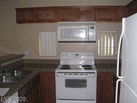 5th image of 2110 Sealion Dr Unit 105