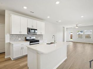 802 Leavenworth Dr, McKinney, TX 75071