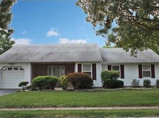 39 Stonewall Dr, Edison, NJ 08820