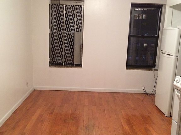 5th image of 27 Orchard St APT 14