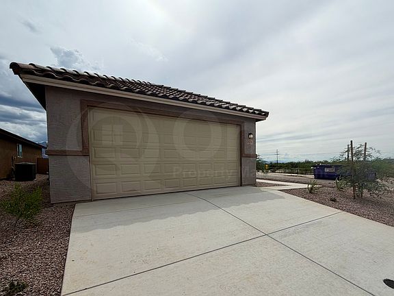 3rd image of 3526 E Violet Ridge Rd