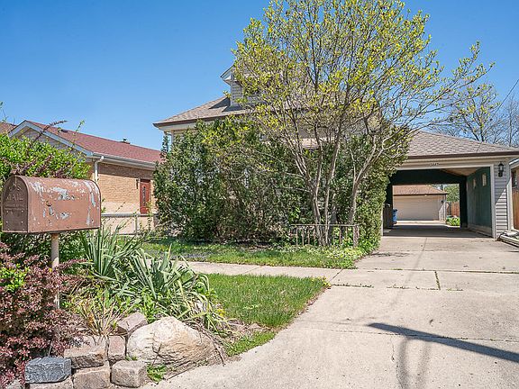 3rd image of 3447 Lombard St