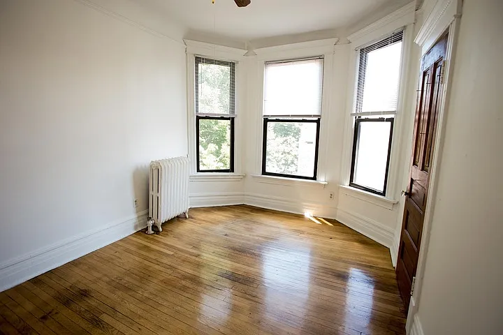 5401-5403 S. Woodlawn Avenue — Photo 20