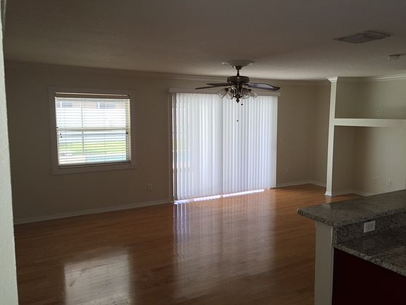 2nd image of 146 Harwood Cir