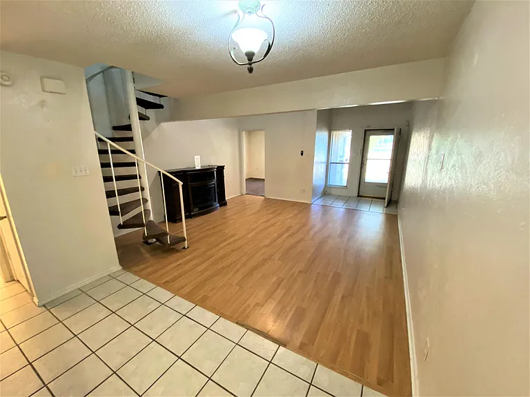 223 Hood St — Photo 21