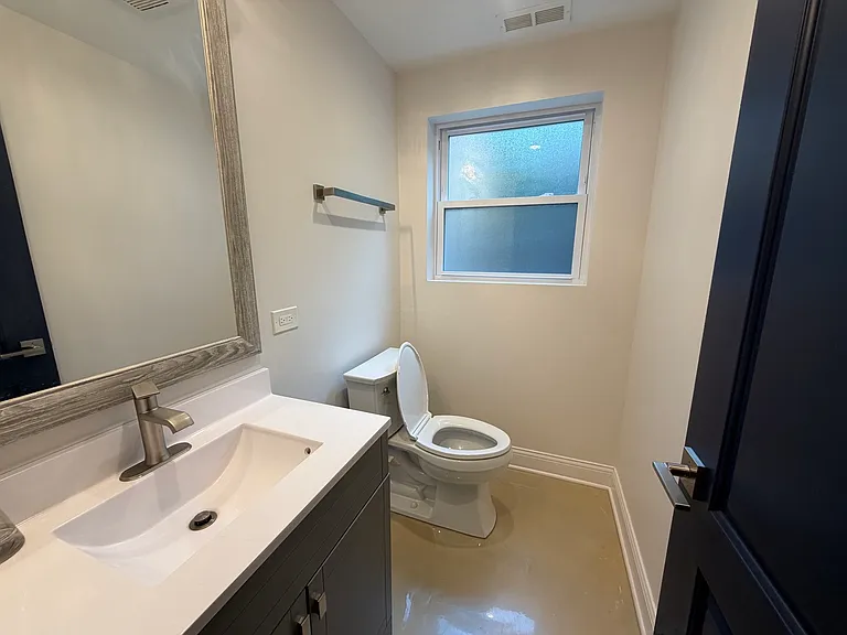4532 Pershing Ave — Photo 11