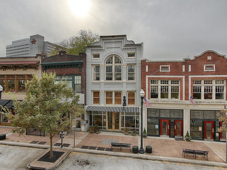 1st image of 129 S Gay St #301