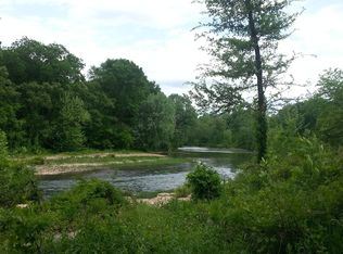 Topsy Rd, Waynesboro, TN 38485