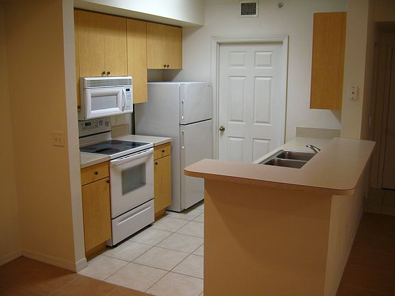 2nd image of 5016 Lantana Rd APT 1103