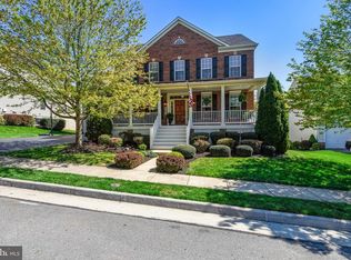 21051 Hooded Crow Dr, Leesburg, VA 20175