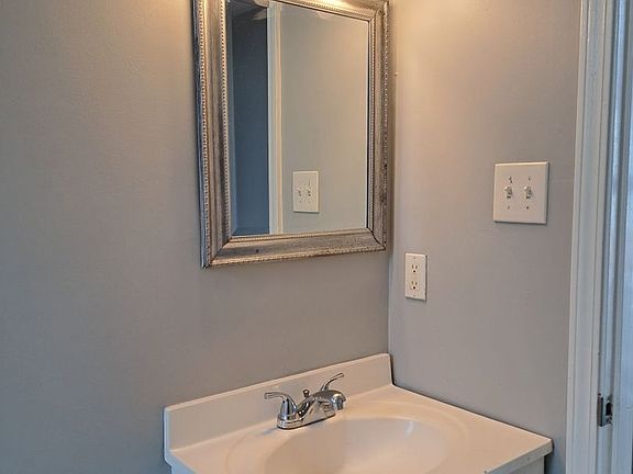 2nd image of 3016 Gravier St #A