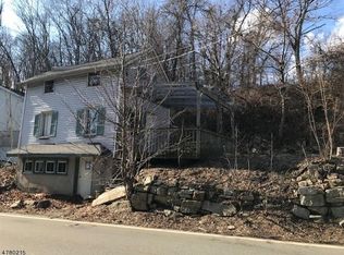 67 Millbrook Ave, Dover, NJ 07801