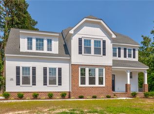 305 Earhart St, Chesapeake, VA 23322