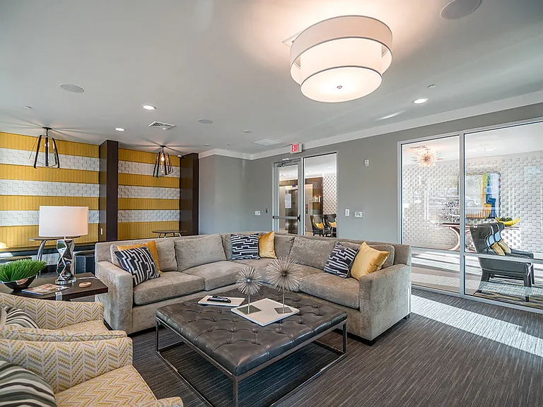Link Apartments Glenwood South — Photo 15