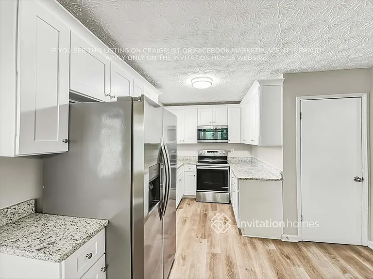 1023 Lakewood Dr — Photo 8