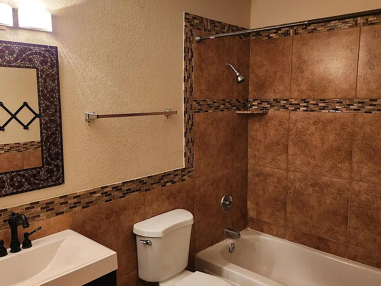 8952 W Indianola Ave — Photo 8