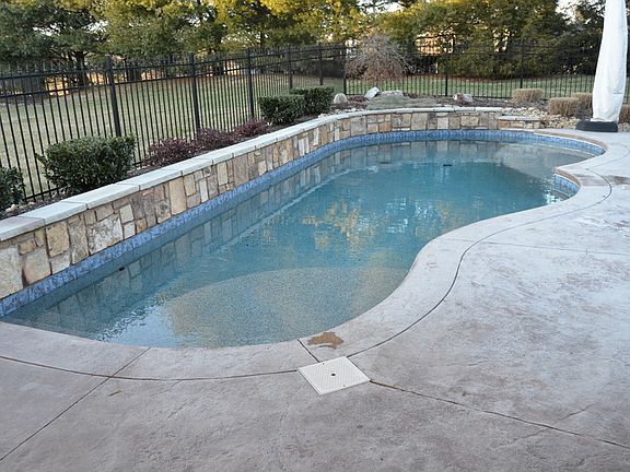 Side view toward outdoor kitchen