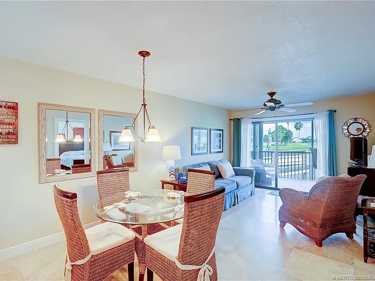 40 NE Plantation Rd #110 — Photo 17