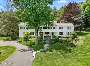 686 Lake Ave, Greenwich, CT 06830