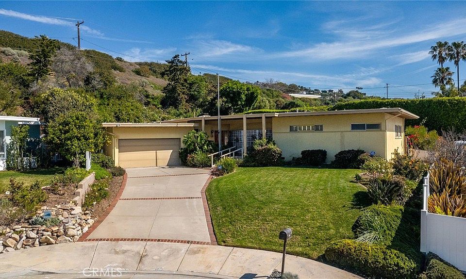 1st image of 32206 Valor Pl