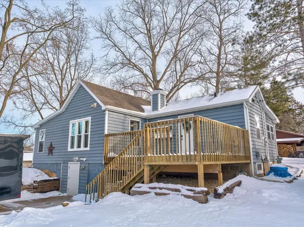 423 Cross St, Poynette, WI 53955