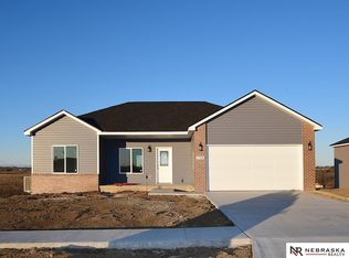1724 Morgan Dr, Nebraska City, NE 68410