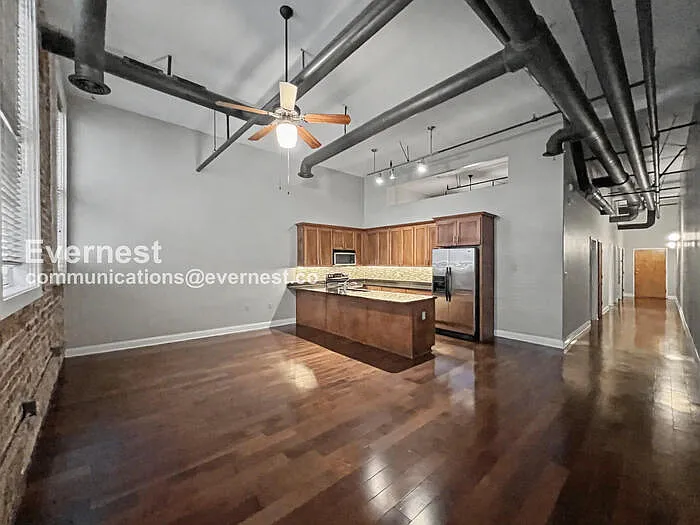 92 S Main St #102 — Photo 3
