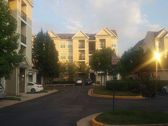 5th image of 5109 Travis Edward Way APT J