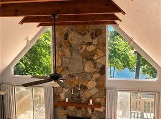 356 Anchor Point Dr, Eatonton, GA 31024