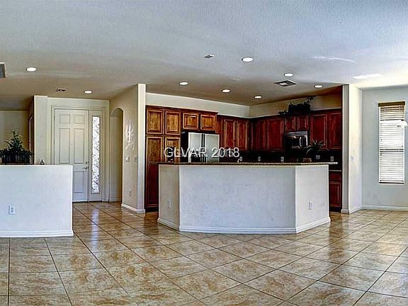 4th image of 10215 Maggira Pl