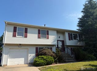 157 Day St, South Plainfield, NJ 07080