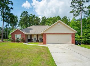 5 Walnut Dr, Purvis, MS 39475